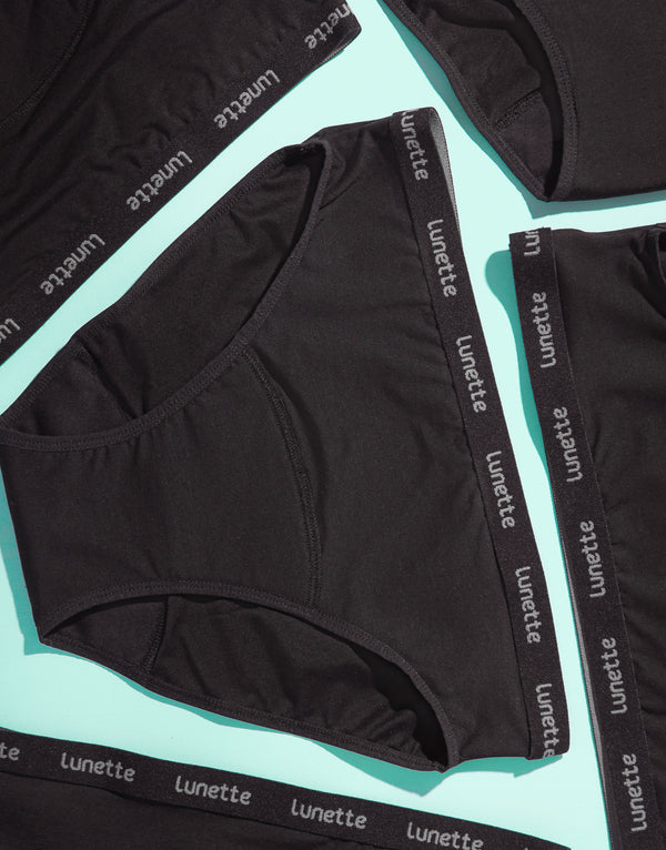 Lunette period panties.